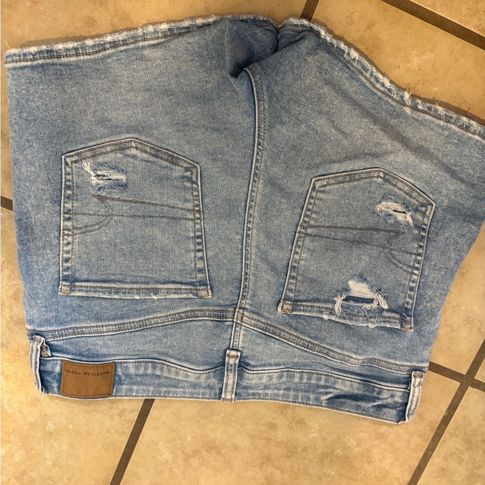 American eagle midi shorts size 10